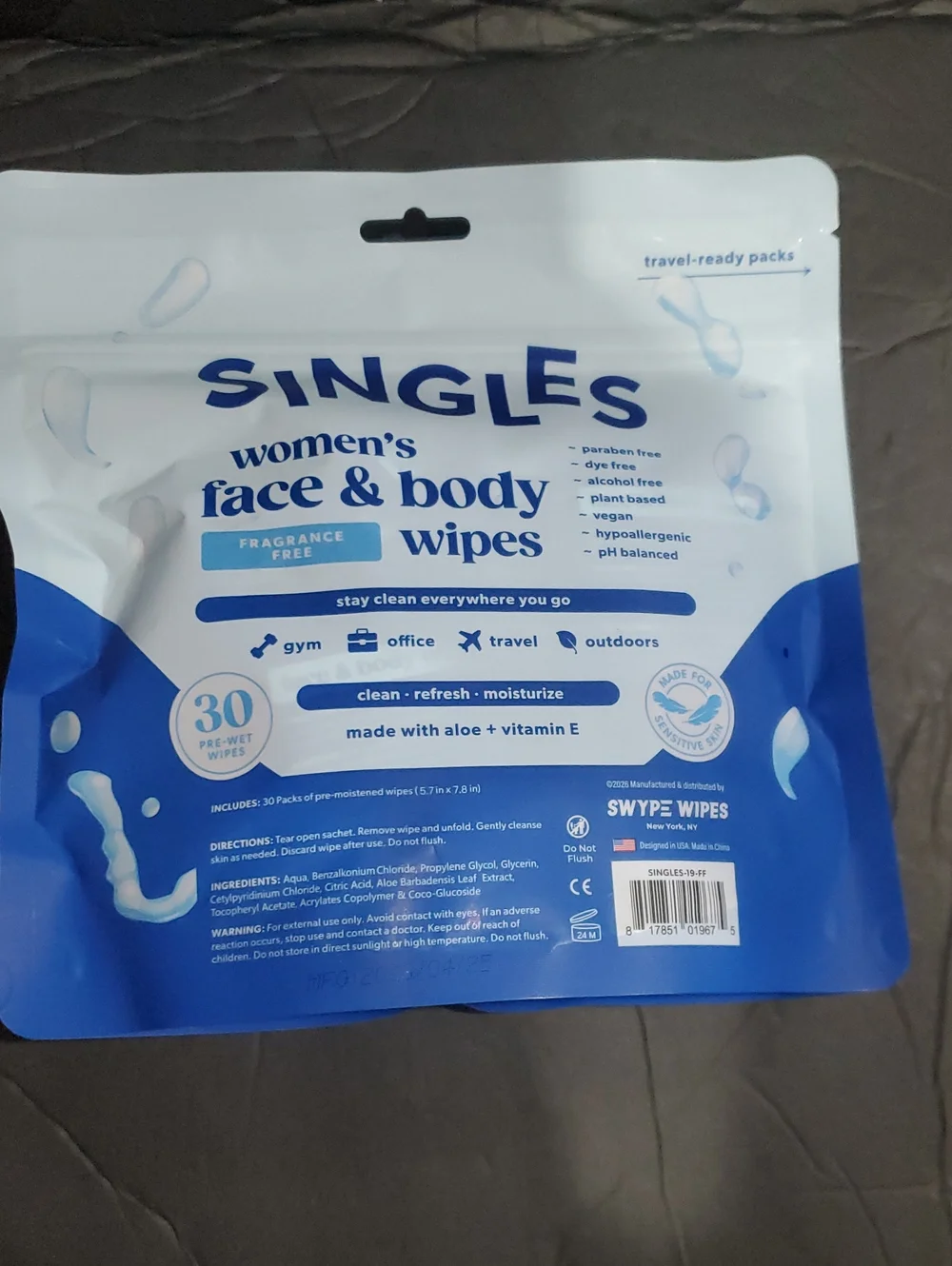30pack unscented aloe + vitamin E infused face and body pre-wet wipes brand new